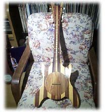 TAHITIAN UKULELE